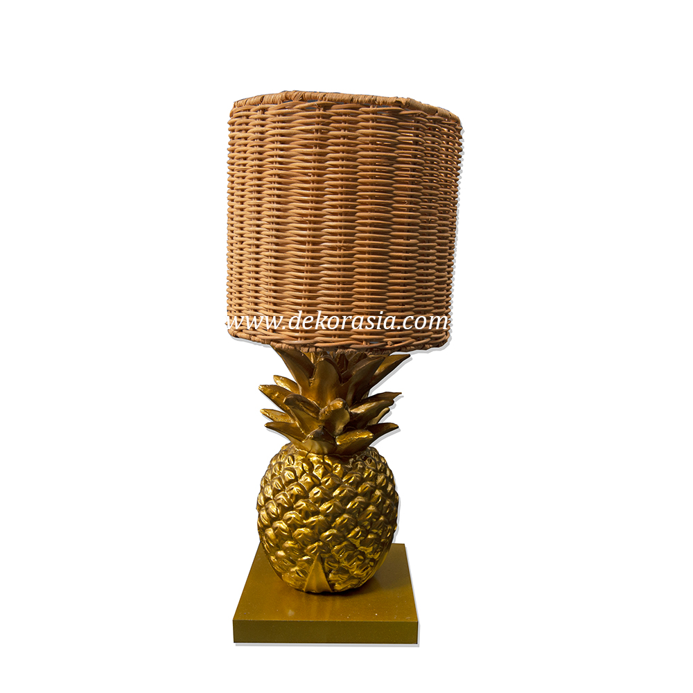 Pineapple Lamp for Home Decoration, Wooden Lamp Decorative