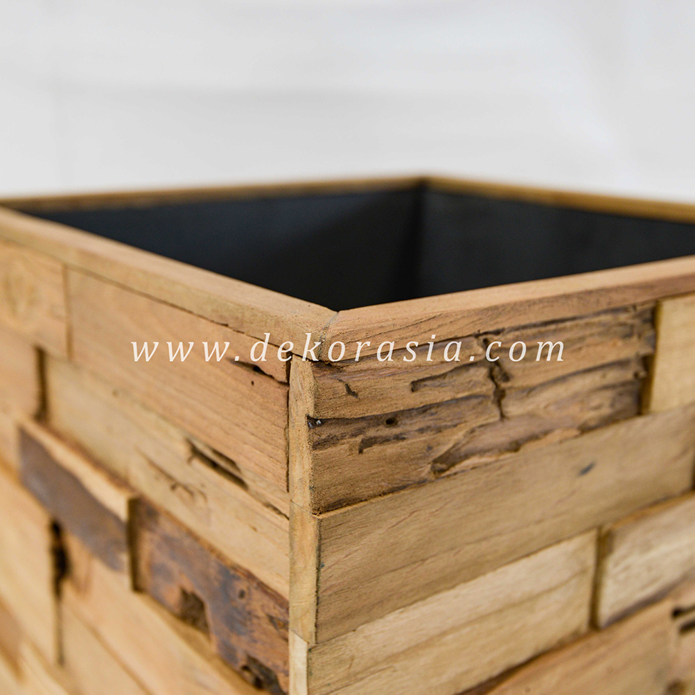 Set of Porous Wooden Planter for Home and Garden Decoration, Creative Home Decor Wood Planter - Image 3